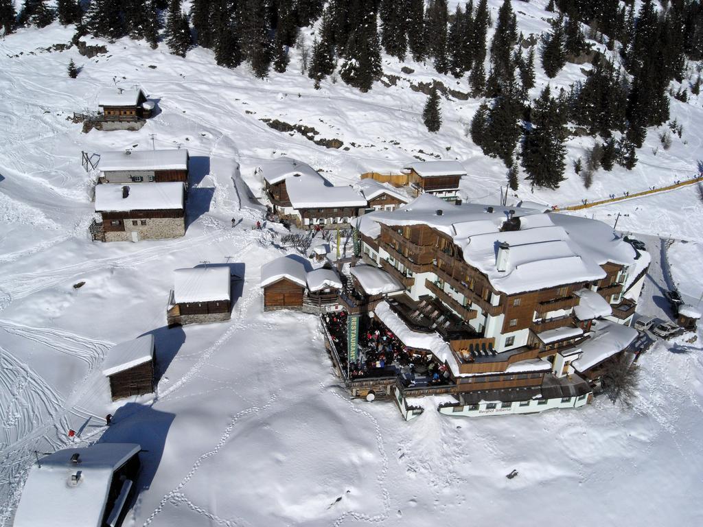 Hotel Silbertal - Almhuetten Solden Ruang foto